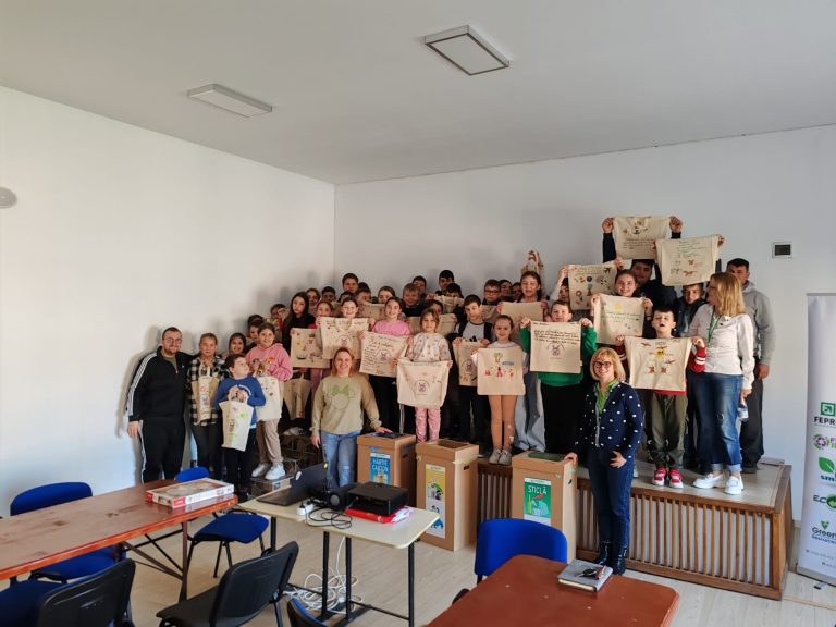 „Spune NU sacoșelor de plastic” la Școala Gimnazială RUS